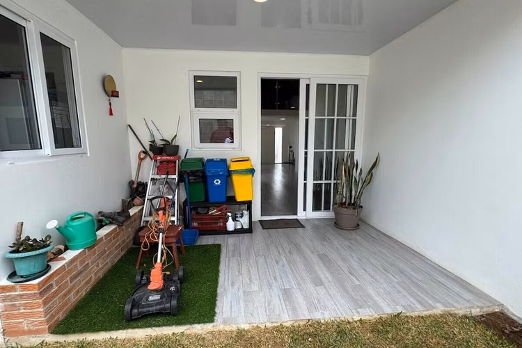 Se vende casa con jardín en Condominio Ayarco 385, La Unión-Cartago