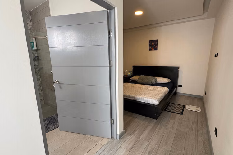 Se vende casa con jardín en Condominio Ayarco 385, La Unión-Cartago