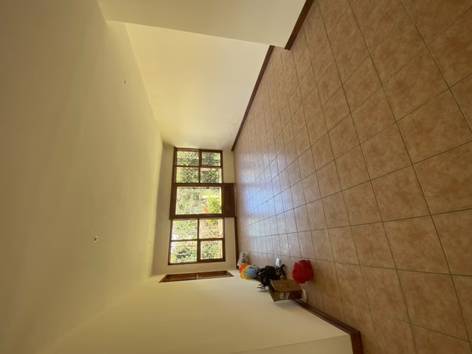 Escazú Hermosa y Amplía Casa 1 solo Nivel 4 HAB - Imagen 8