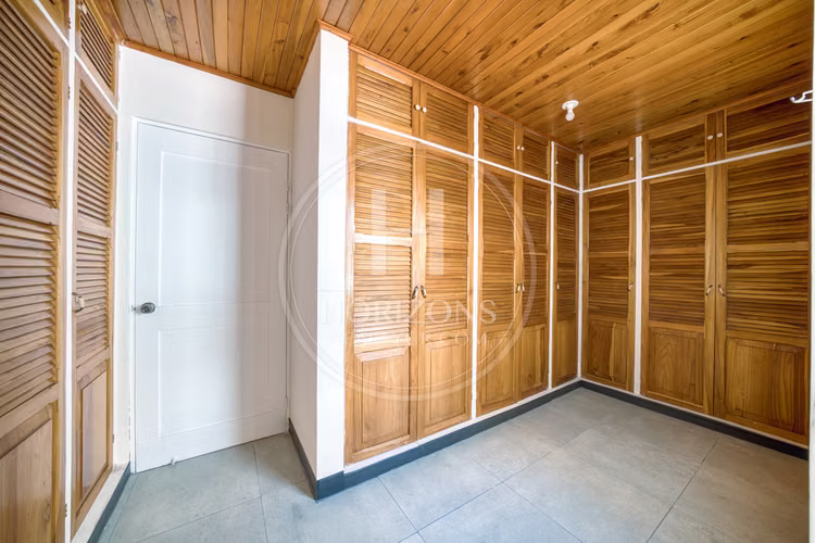 Casa Independiente Una Planta en Guayabos Curridabat 4 Habitaciones y Jardín Amplio noj1229or