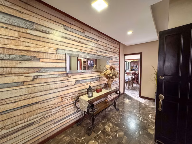 VENTA DE CASA INDEPENDIENTE DE UN NIVEL EN BELLO HORIZONTE ESCAZÚ