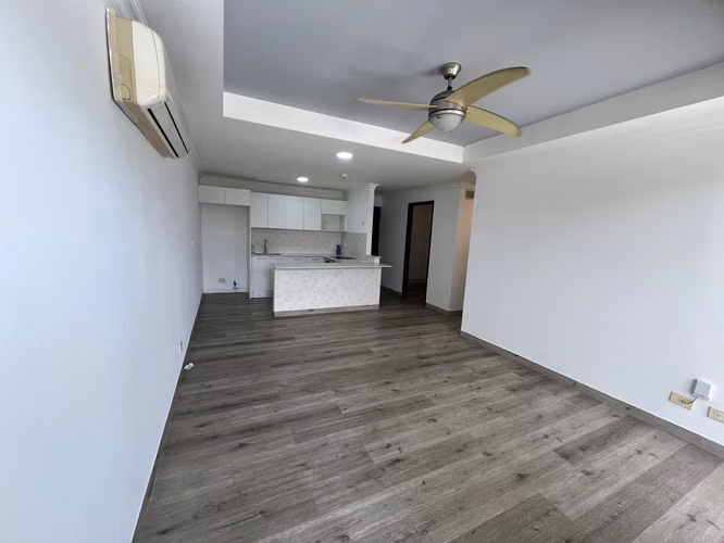 Apartamento en Venta en el mejor lugar de Santa Ana . - Imagen 2