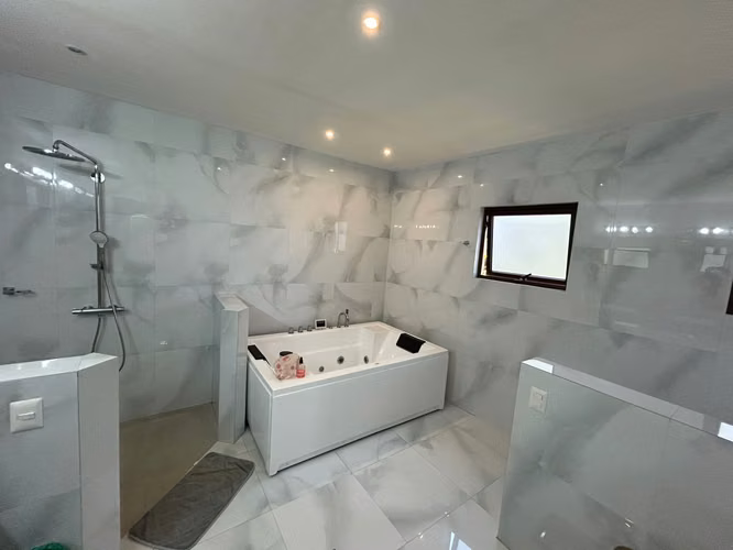 SE ALQUILA LINDA CASA EN HACIENDA ESPINAL - SAN RAFAEL - ALAJUELA - Imagen 11