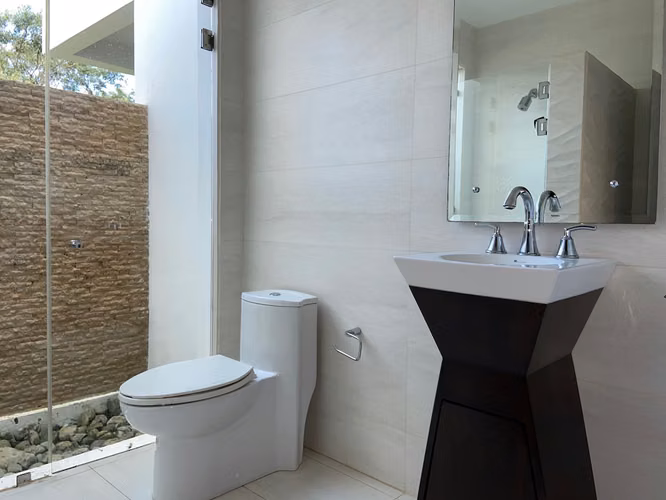 VENTA DE CASA PARA INVERSION EN CONDOMINIO MONTAÑA DEL SOL-SANTA ANA - Imagen 14