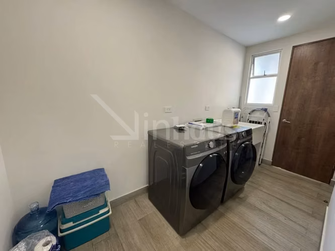 En venta casa en condominio Liv52, cerca de la Panasonic.