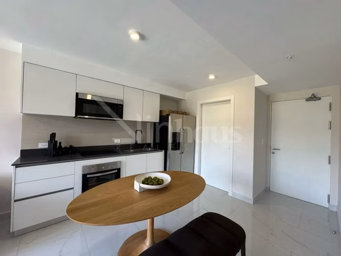 Venta de apartamento de 2 habitaciones en Rohrmoser, San José
