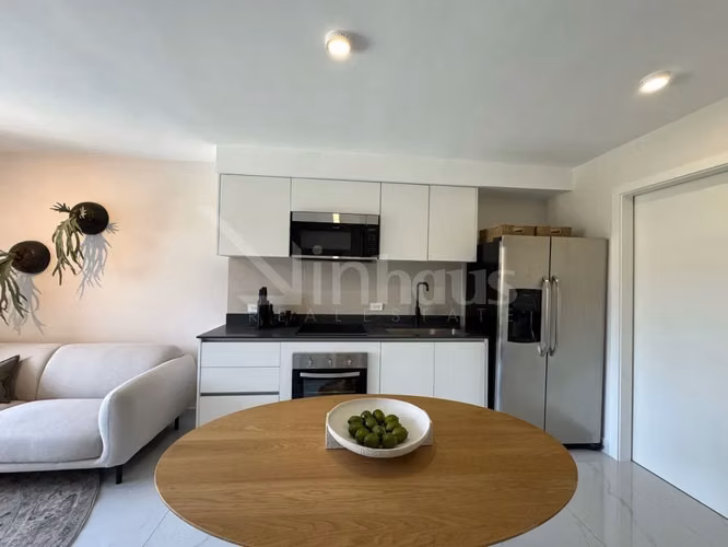 Venta de apartamento de 2 habitaciones en Rohrmoser, San José