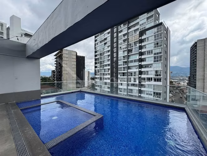 En venta apartamento con línea blanca en Nunciatura Flats.