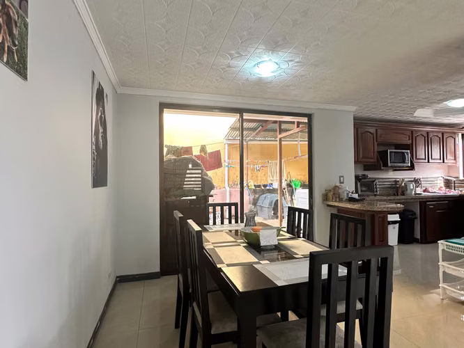 VENTA DE CASA EN ALAJUELA, VISTA PANORÁMICA.