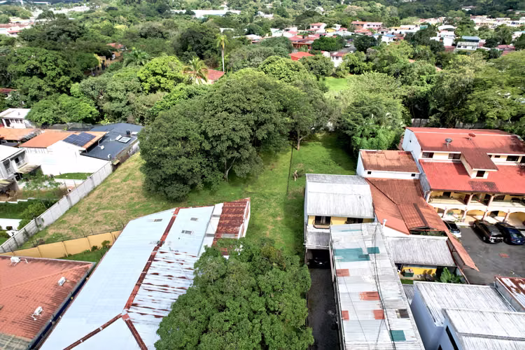 Venta de lote Uso Mixto 2,791 m² en el corazón de Ciudad Colón | Desarrollo Habitacional - Imagen 7
