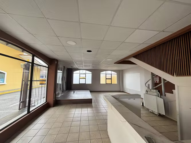 Local comercial Escazú 278m2
