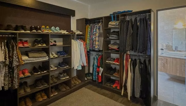 Venta de casa exclusiva en Sabanilla de Montes de Oca.