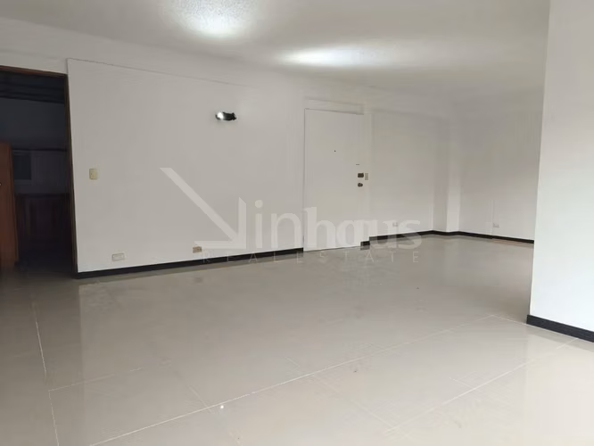 Venta de apartamento en condominio en Uruca