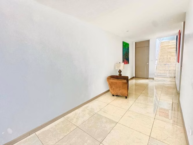 Venta de casa exclusiva en Escazu