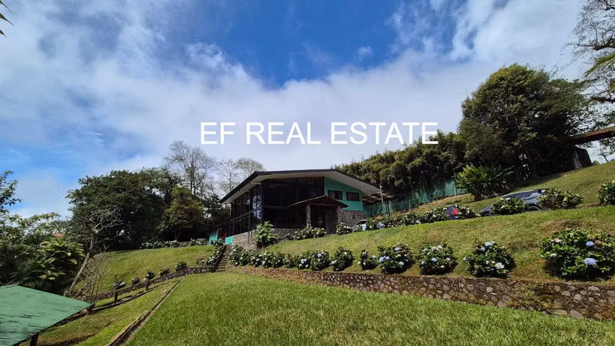 OPORTUNIDAD¡CASA ESTILO UNICO RESIDENCIAL O COMERCIAL 4500 MT2 TERRENO