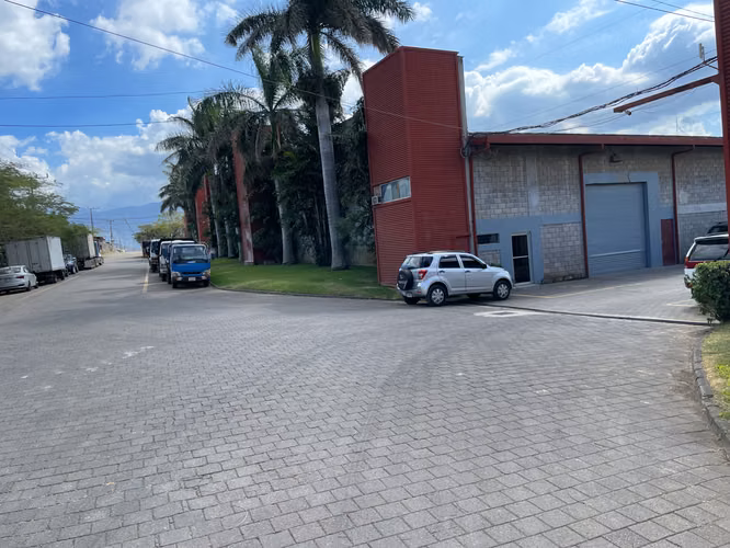 ALQUILER DE BODEGA EN SAN RAFAEL DE ALAJUELA - Imagen 5