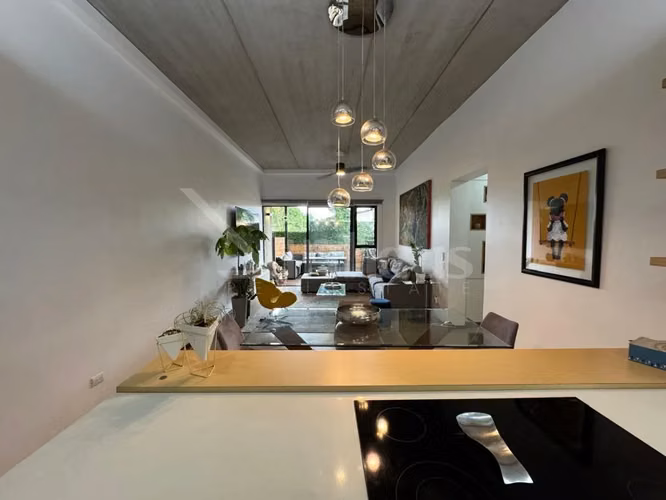 Venta de Apartamento en primera planta en Santa Ana