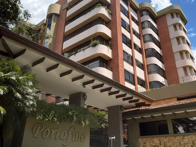 ALQUILER DE APARTAMENTO EN CONDOMINIO PORTOFINO  ESCAZÚ