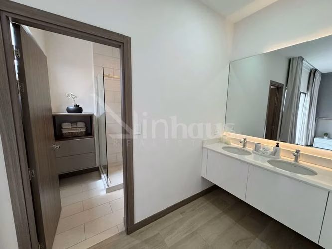 Pre venta de casas en condominio en Santa Ana Centro. Modelo: Jardin