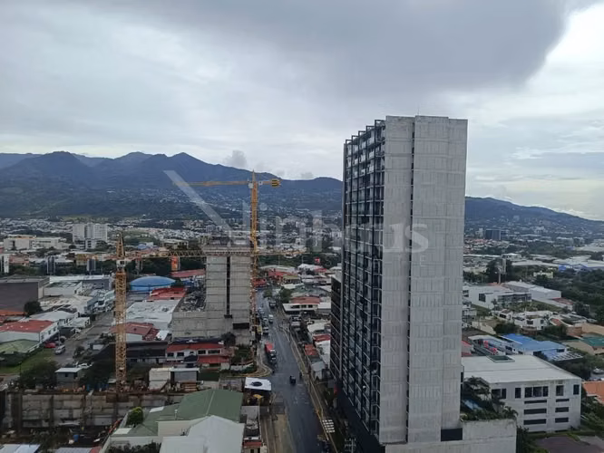Venta de apartamento en piso bajo