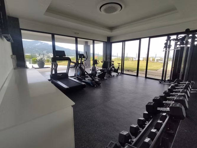 Lote en Santa Ana, en condominio Exclusivo - Imagen 8