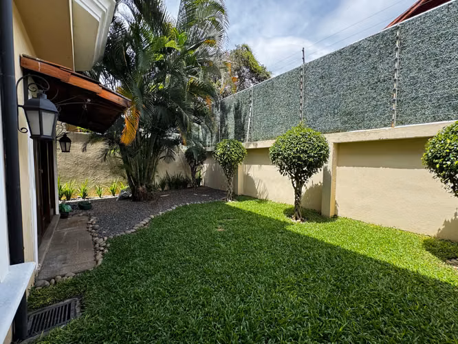 VCOBE-40100 BELEN LINDA EN CONDOMINIO CON BELLAS AMENIDADES