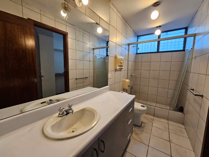 VRCARH-40106 ROHRMOSER DIVINA CON USO COMERCIAL.