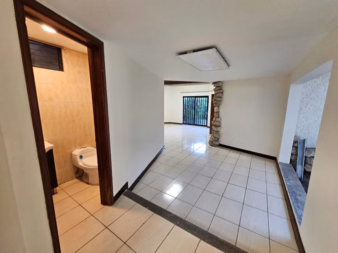 VRCARH-40106 ROHRMOSER DIVINA CON USO COMERCIAL.