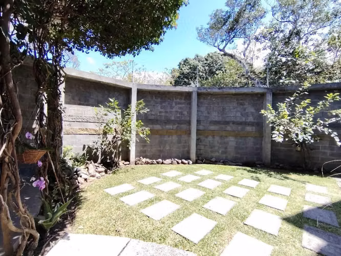 Casa Independiente Santa Ana- patio 4 habitaciones - Imagen 5