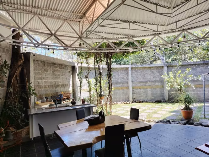 Casa Independiente Santa Ana- patio 4 habitaciones - Imagen 3
