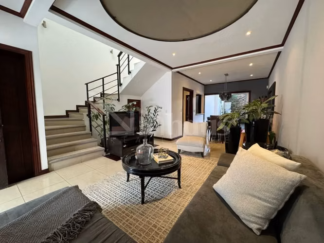 Venta de casa en condominio pequeño en Pozos