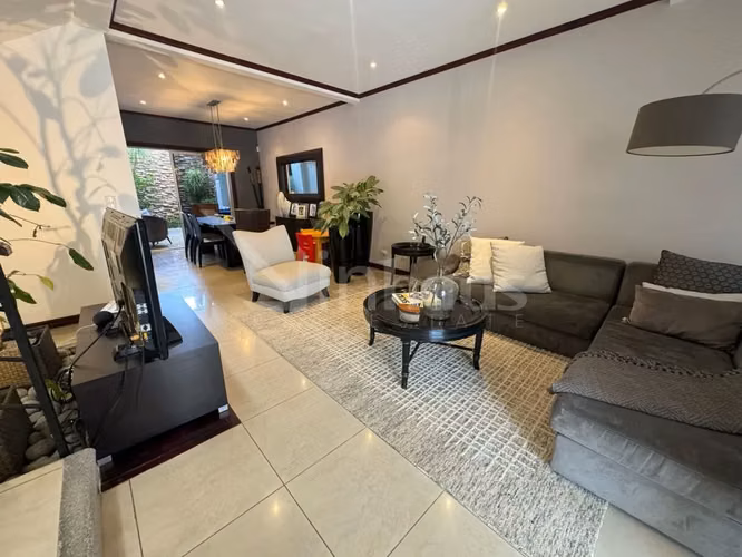 Venta de casa en condominio pequeño en Pozos