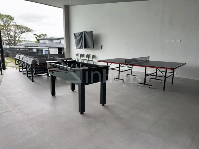 Venta de lote plano y esquinero en condominio de lujo en Lindora - Imagen 15