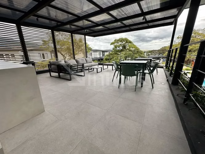 Venta de lote plano y esquinero en condominio de lujo en Lindora - Imagen 11