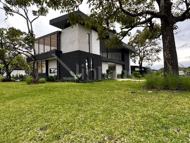 Venta de lote plano y esquinero en condominio de lujo en Lindora - Imagen 8