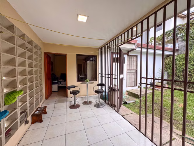 VENTA DE CASA INDEPENDIENTE DE UN NIVEL EN BELLO HORIZONTE ESCAZÚ - Imagen 16