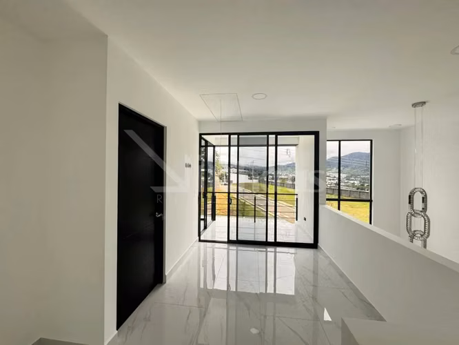 id 41127 Estrene su nuevo hogar en un condominio moderno y familia - Imagen 9