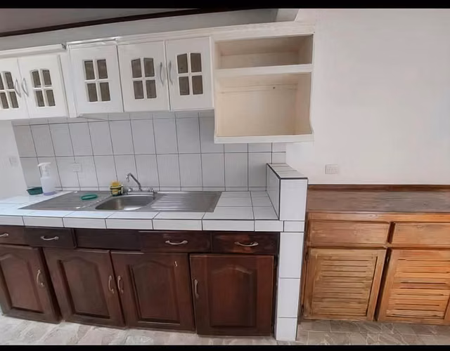 Casa Independiente Sabanilla- 3 Habitaciones- fte calle - Imagen 4