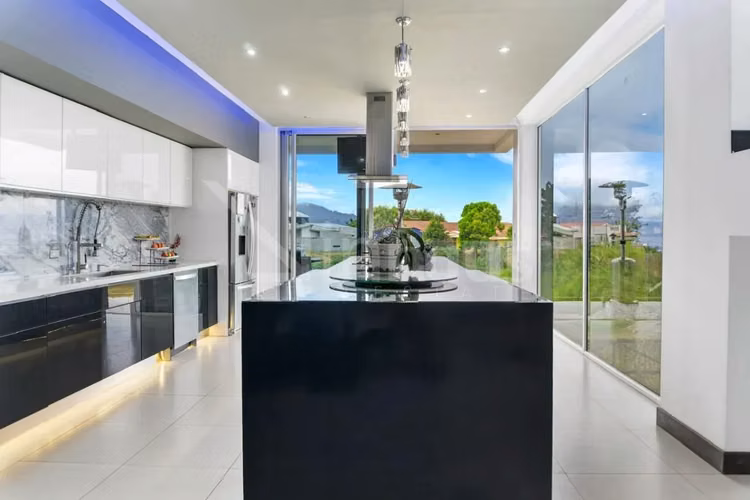 id 41119 Venta de Hermosa casa