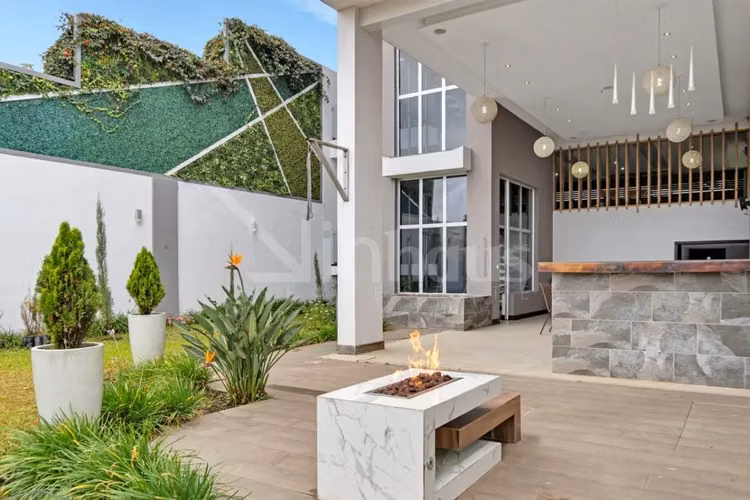 id 41119 Venta de Hermosa casa