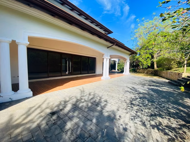 VENTA DE CASA PRINCIPAL Y CASA DE HUÉSPEDES EN LA GUACIMA - Imagen 13