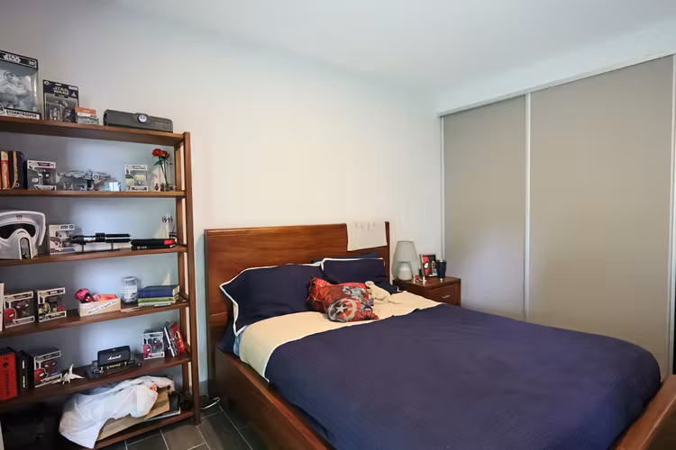 Venta Moderno Apartamento con jardin privado en Escazú