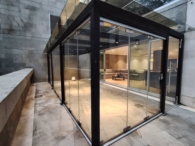 SE VENDE  – APARTAMENTO EN CENTRAL PARK COMPLETAMENTE AMUEBLADO