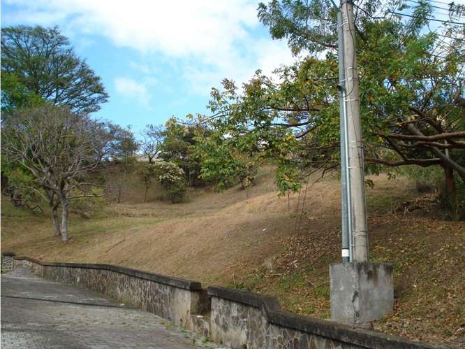 Lote en Santa Ana - 6780 m² - ₡300,910,400