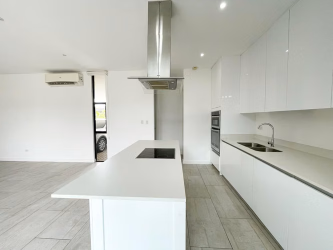 Venta de casa de una planta en condominio en Santa Ana - Imagen 5