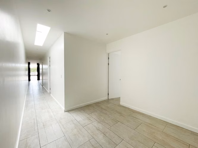 Venta de casa de una planta en condominio en Santa Ana - Imagen 9