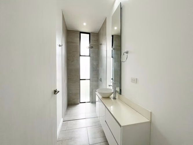 Venta de casa de una planta en condominio en Santa Ana - Imagen 14