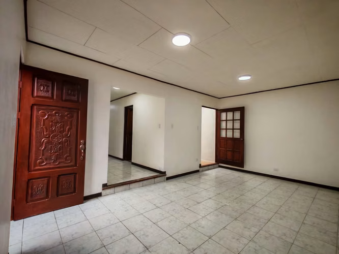 Venta  casa-Heredia