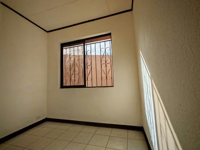 Venta  casa-Heredia