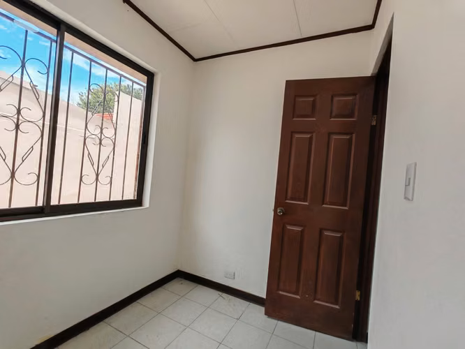 Venta  casa-Heredia